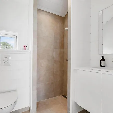 40568-juelsminde-pot-strandby-21 Sonderby (Midtjylland)